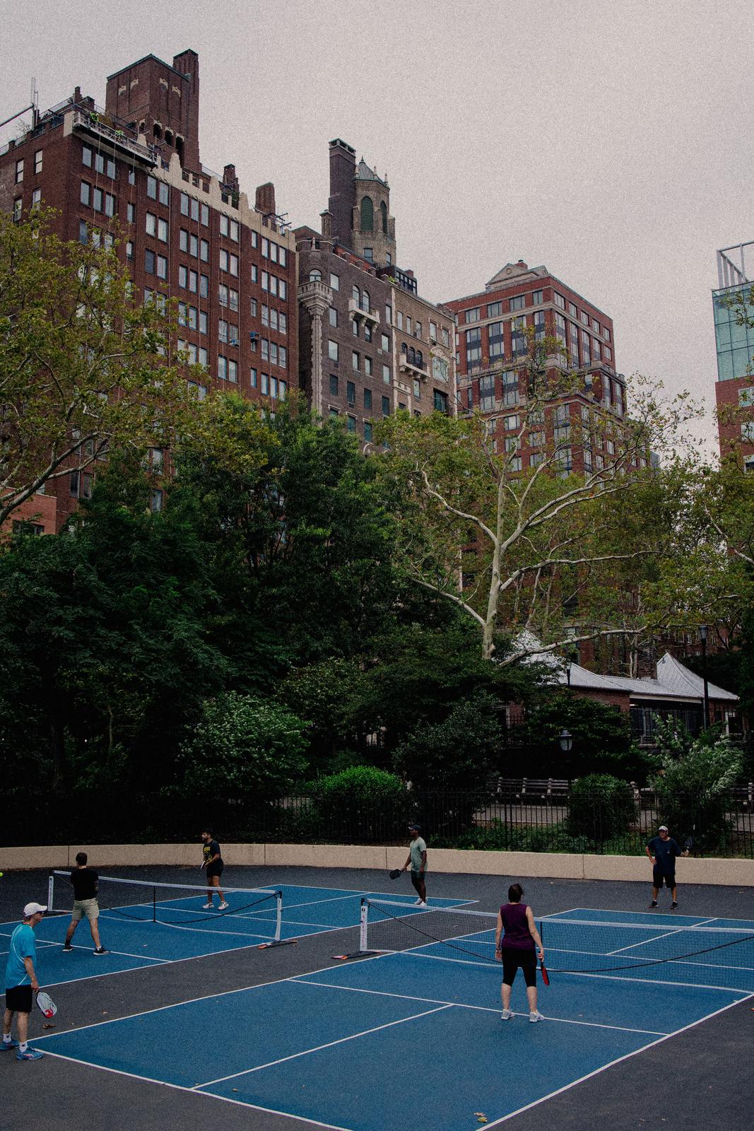 https://static.bandana.com/neighborhoods/Upper East Side/Upper East Side-46.jpg